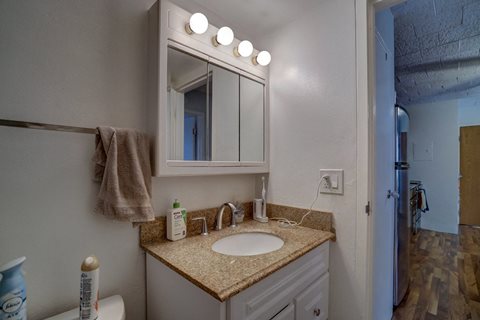 Surf and Surfside apartments and townhomes in Downtown Madison, WI. Fully Furnished, studio, one bedroom, 2 bedroom. Lake views. Managed by Wisconsin Management Company